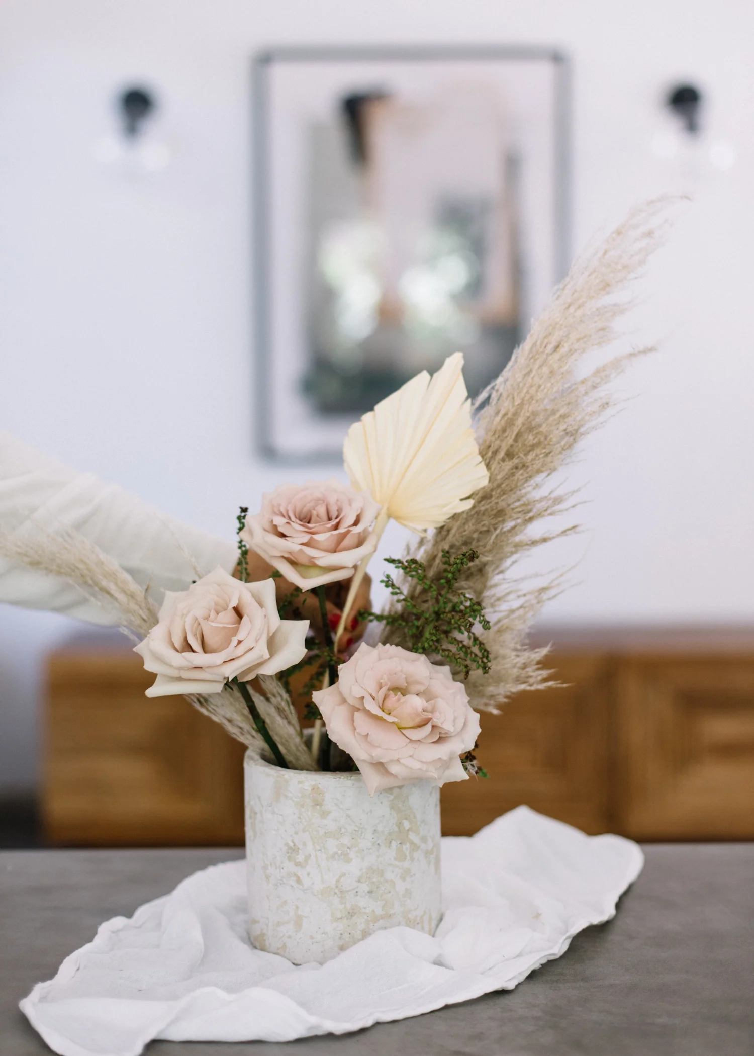 Fresh flower 2024 arrangements for weddings